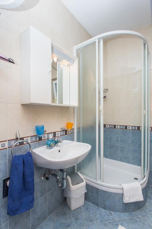 Apartments Mira Млини Екстер'єр фото